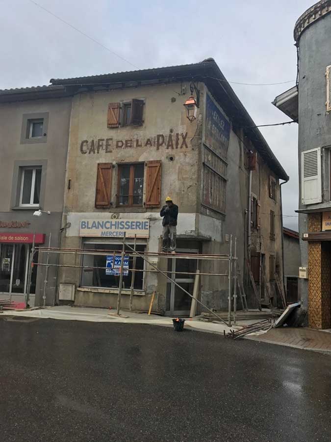 Rénovation-façade-ancien-commerce-avant